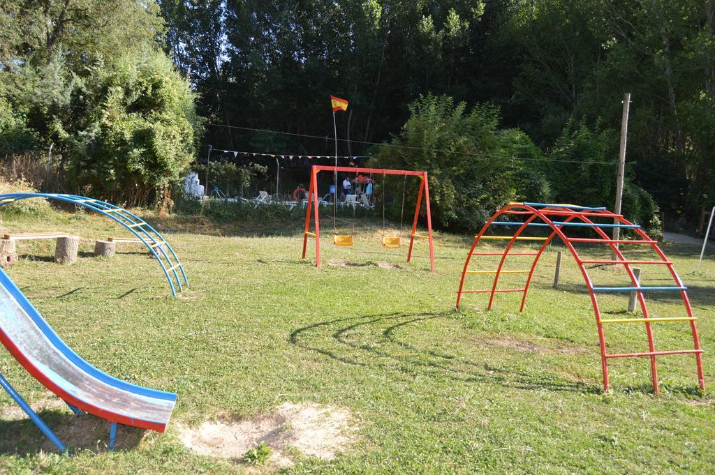 Cabanas Camping Sierra De Penascosa Exterior photo