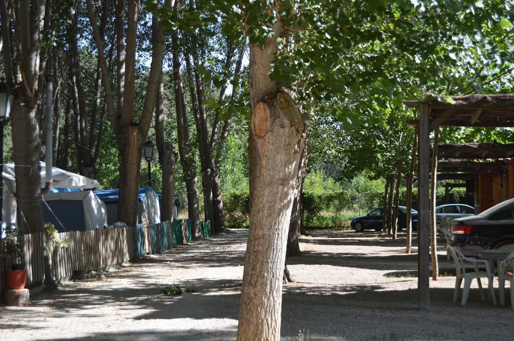 Cabanas Camping Sierra De Penascosa Exterior photo